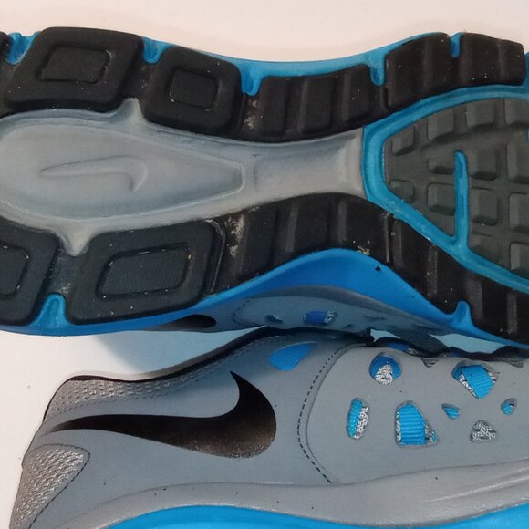 Nike Dual Fusion Run 2 Sneakers 6.5Y - Picture 16 of 16